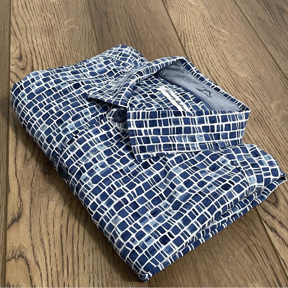 Tommy Bahama Button Down Silk Camp‎ Shirt Blue